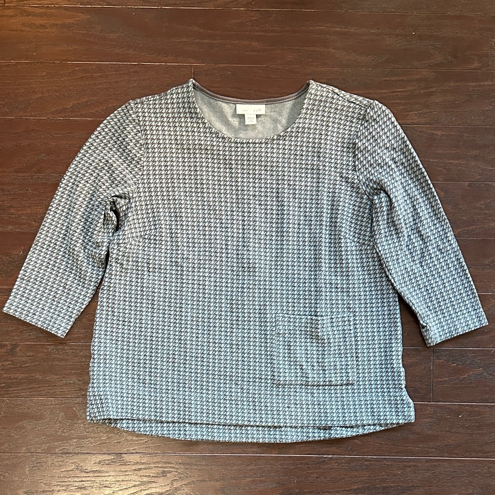 Blue Houndstooth Patterned Top